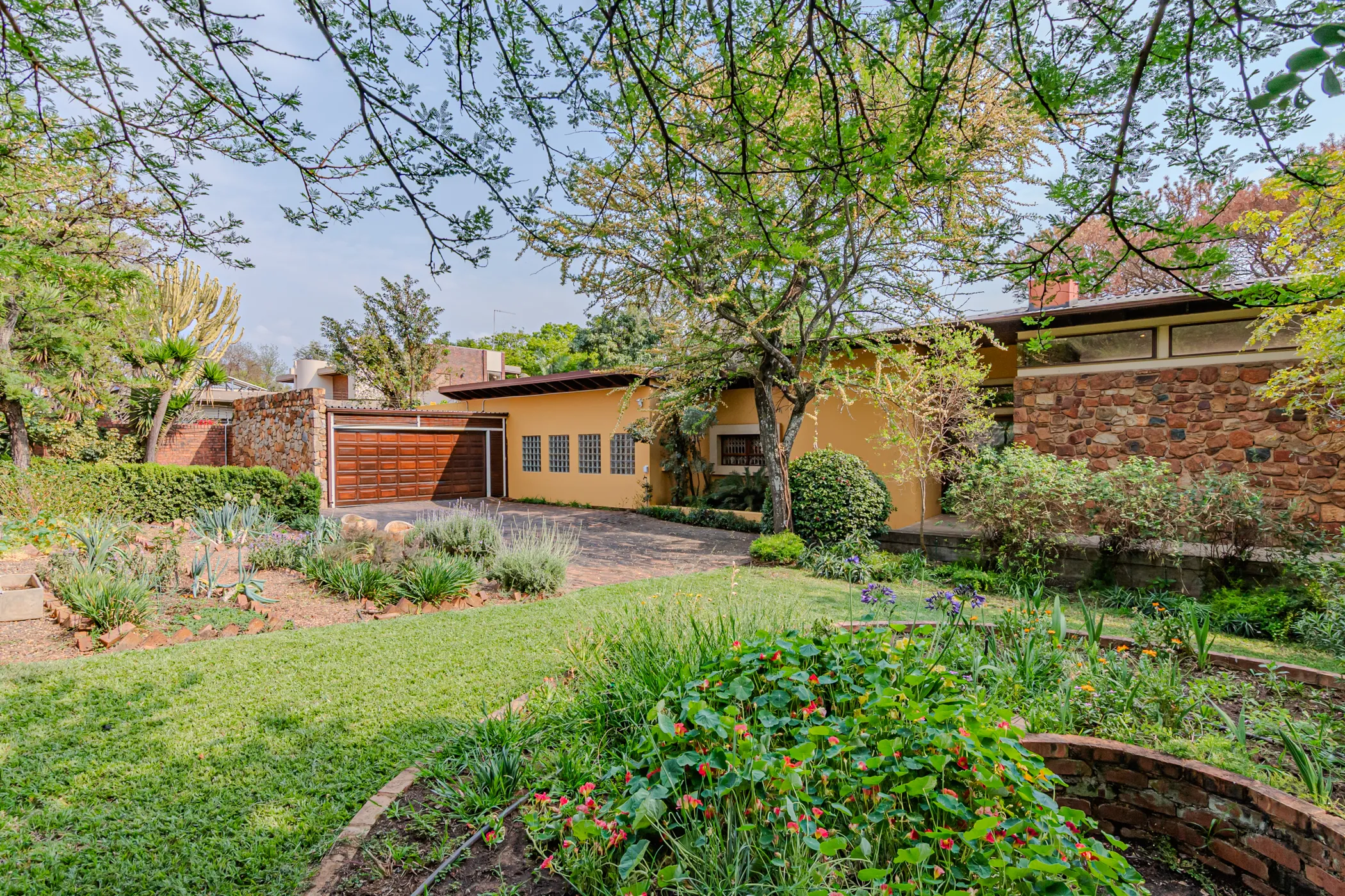 Carousel Indicator - rFLz.webp