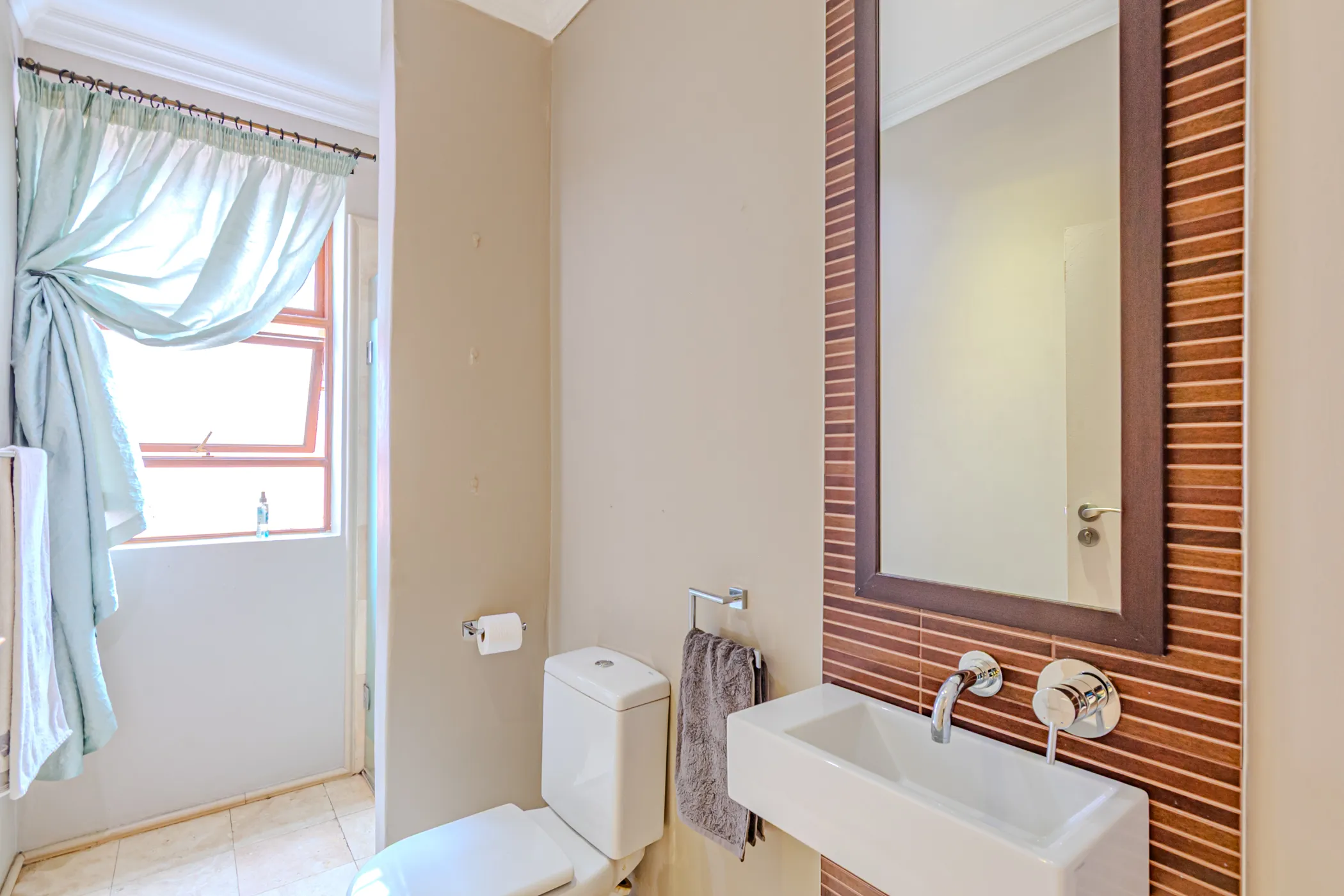 Carousel Indicator - rhsX.webp