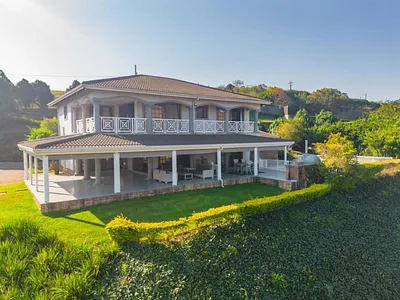 Farm For Sale in Hillcrest - 5KZz.webp