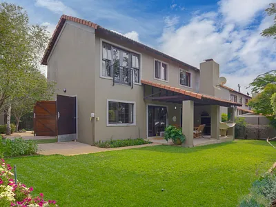 3 Bedroom Townhouse To Rent in Sandton - img
