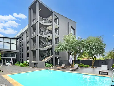 2 Bedroom Apartment For Sale in Bedfordview - OCvB.webp