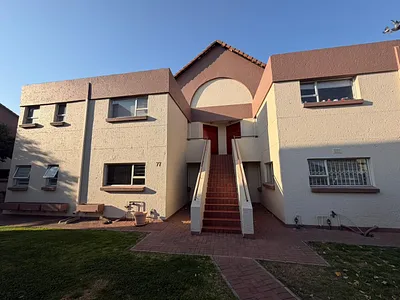 2 Bedroom Apartment For Sale in Bedfordview - IMVa.webp