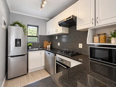 3 Bedroom Apartment To Rent in Sandton - 80BU.webp