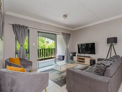 2 Bedroom Apartment For Sale in Sandton - img