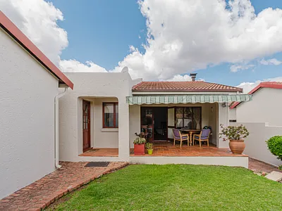 4 Bedroom Townhouse To Rent in Sandton - img