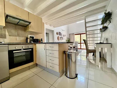 2 Bedroom Apartment To Rent in Sandton - h9c9.webp