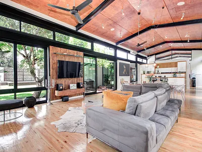 5 Bedroom House For Sale in Sandton - znaP.webp