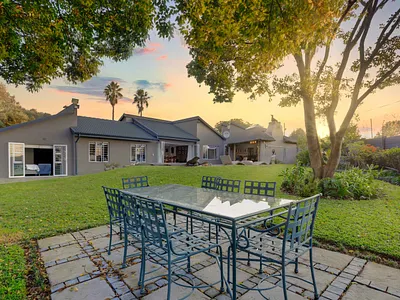 4 Bedroom House For Sale in Sandton - k0Ul.webp
