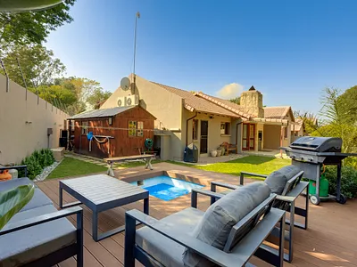 3 Bedroom House For Sale in Sandton - Mc3v.webp