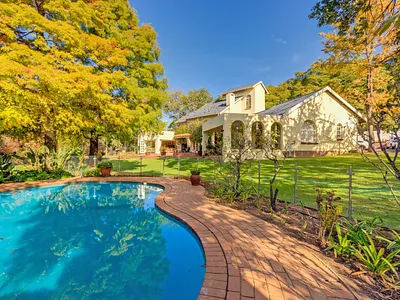 5 Bedroom House For Sale in Sandton - JVPZ.webp