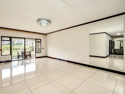 3 Bedroom Apartment For Sale in Sandton - jB6M.webp