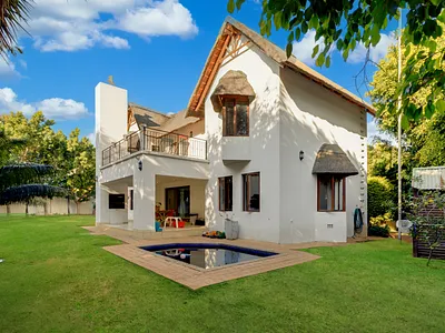 3 Bedroom House For Sale in Sandton - VEDt.webp