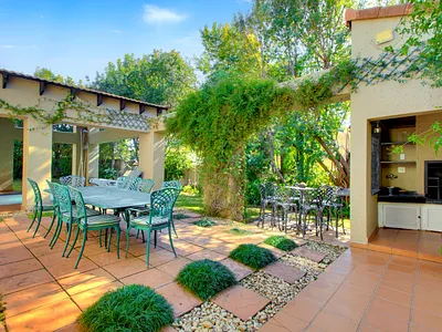 4 Bedroom House To Rent in Sandton - ex7b.webp