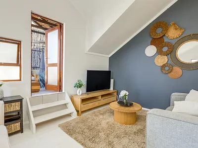 2 Bedroom Apartment For Sale in Sandton - 6tny.webp