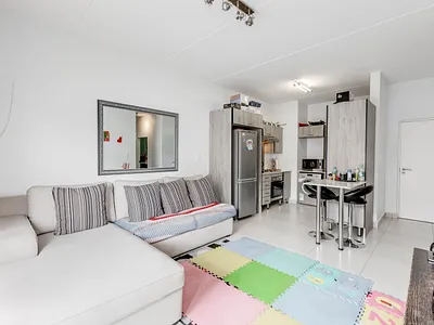 2 Bedroom Apartment For Sale in Sandton - VKdo.webp