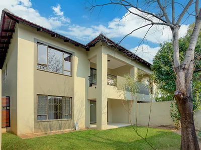 2 Bedroom Apartment For Sale in Sandton - lpsI.webp