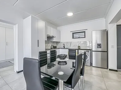 2 Bedroom Apartment To Rent in Sandton - yGJi.webp
