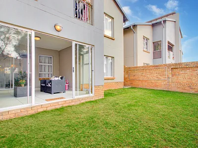 3 Bedroom Apartment For Sale in Randburg - img