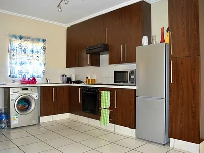 2 Bedroom Apartment To Rent in Sandton - img