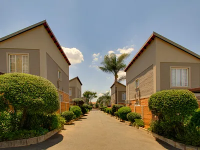 2 Bedroom Townhouse For Sale in Randburg - ibOo.webp