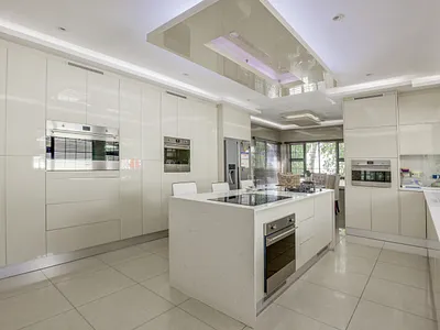 5 Bedroom House For Sale in Sandton - yHiF.webp