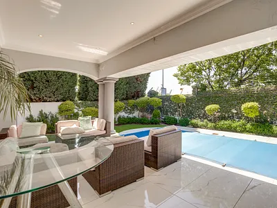 5 Bedroom House For Sale in Sandton - 31fd.webp