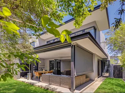 3 Bedroom Townhouse To Rent in Midrand - urZI.webp