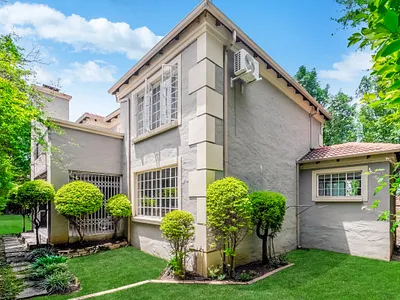 4 Bedroom Townhouse To Rent in Sandton - F2We.webp