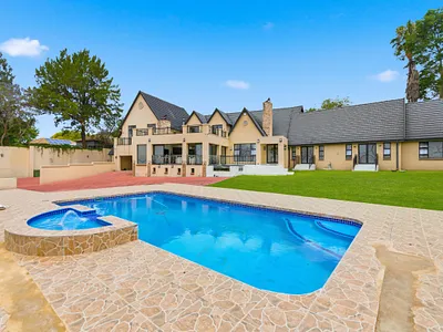 6 Bedroom House For Sale in Sandton - img