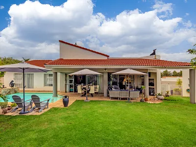 3 Bedroom House For Sale in Sandton - kHMd.webp