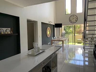 2 Bedroom Apartment To Rent in Sandton - XTjD.webp