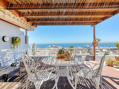 3 Bedroom Apartment For Sale in Cape Town - V9Hd.webp