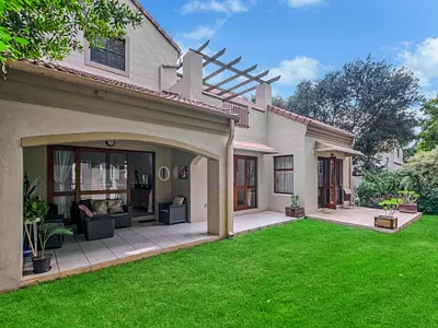 3 Bedroom Townhouse For Sale in Sandton - img