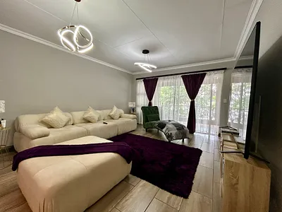 2 Bedroom Apartment To Rent in Sandton - 8aZK.webp