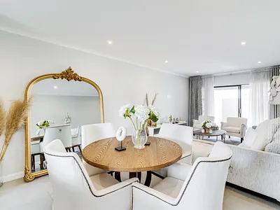 2 Bedroom Apartment To Rent in Sandton - oMIA.webp