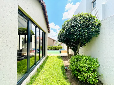 3 Bedroom Townhouse To Rent in Randburg - img