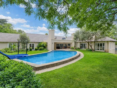 5 Bedroom House For Sale in Sandton - img