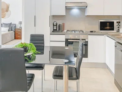 2 Bedroom Apartment To Rent in Sandton - img