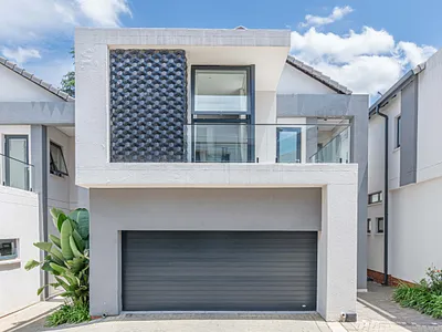 3 Bedroom Townhouse For Sale in Sandton - TlKd.webp