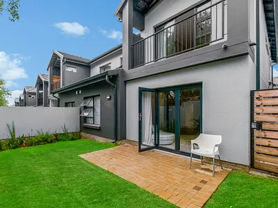 4 Bedroom Townhouse To Rent in Sandton - z0z6.webp