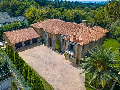 5 Bedroom House For Sale in Sandton - img
