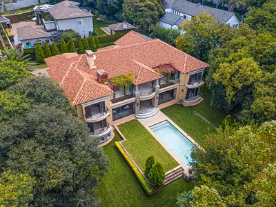 5 Bedroom House For Sale in Sandton - img