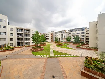 2 Bedroom Apartment For Sale in Bedfordview - odnt.webp