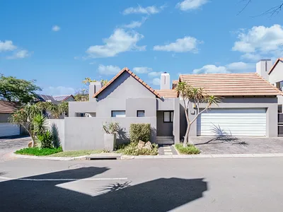 2 Bedroom Townhouse To Rent in Sandton - img