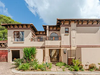 5 Bedroom House To Rent in Sandton - img