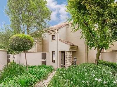 3 Bedroom House To Rent in Sandton - img