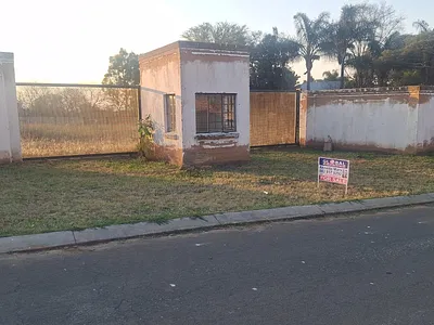 House For Sale in Roodepoort - VkUH.webp