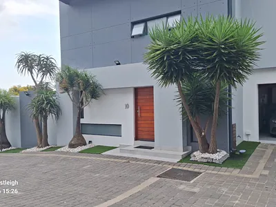 3 Bedroom Townhouse To Rent in Edenvale - 9cC6.webp
