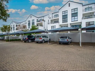 3 Bedroom Apartment To Rent in Edenvale - img