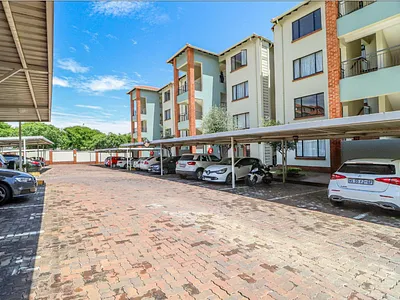 2 Bedroom Apartment To Rent in Edenvale - img